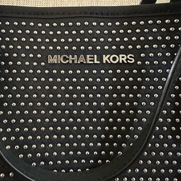 EUC Michael Kors Jet Set Medium Studded Tote Black Silver Barely Worn! - Picture 3 of 6